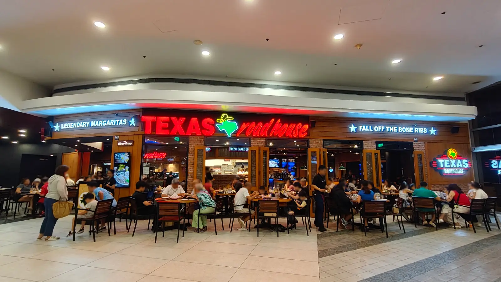 TEXAS ROADHOUSE in TriNoma